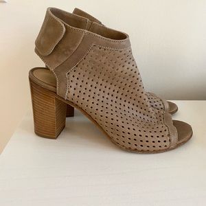 Vero Cuoio Leather Sandals
